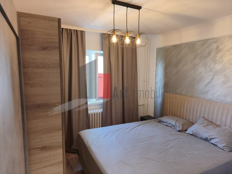 Luica, vanzare apartament 2 camere decomandat