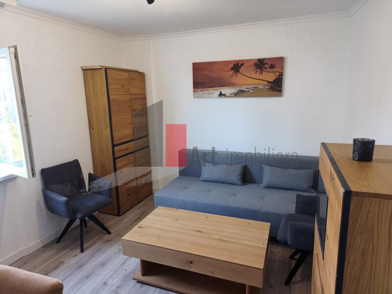Luica, vanzare apartament 2 camere decomandat
