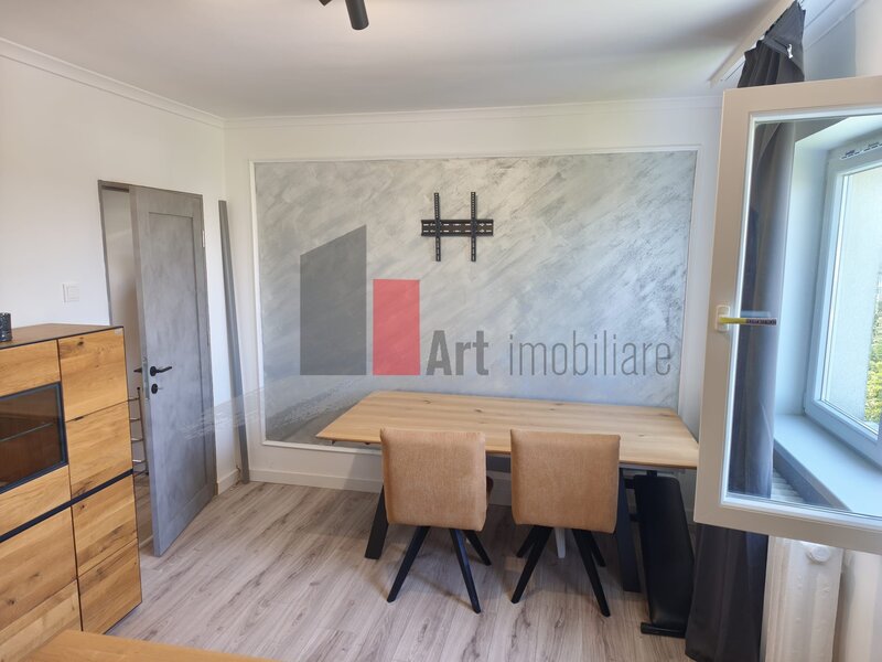 Luica, vanzare apartament 2 camere decomandat