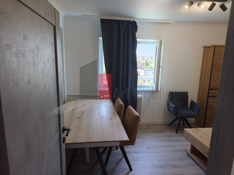 Luica, vanzare apartament 2 camere decomandat